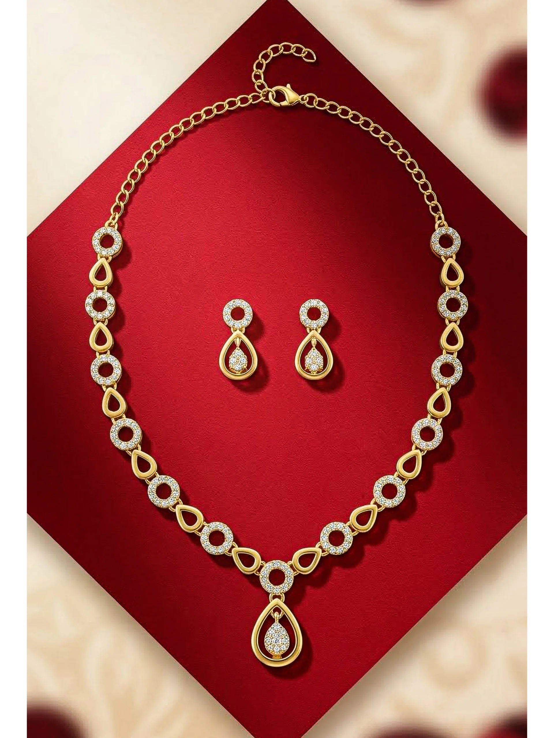 Modern Gold Necklace Set - Image 4