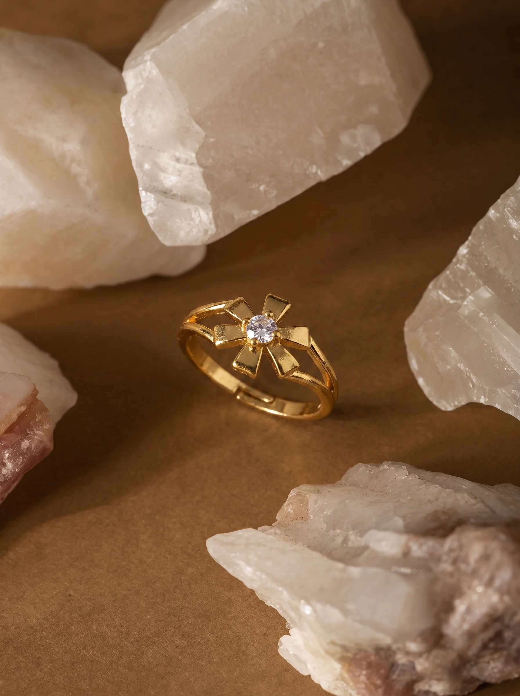 Precious Gold Ring - Image 2