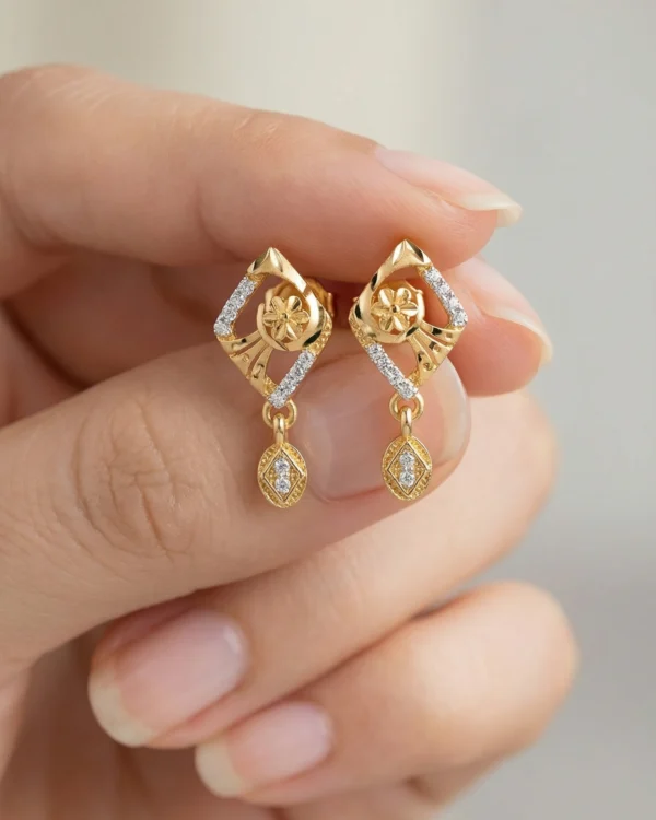 Sparkling Gold Earrings