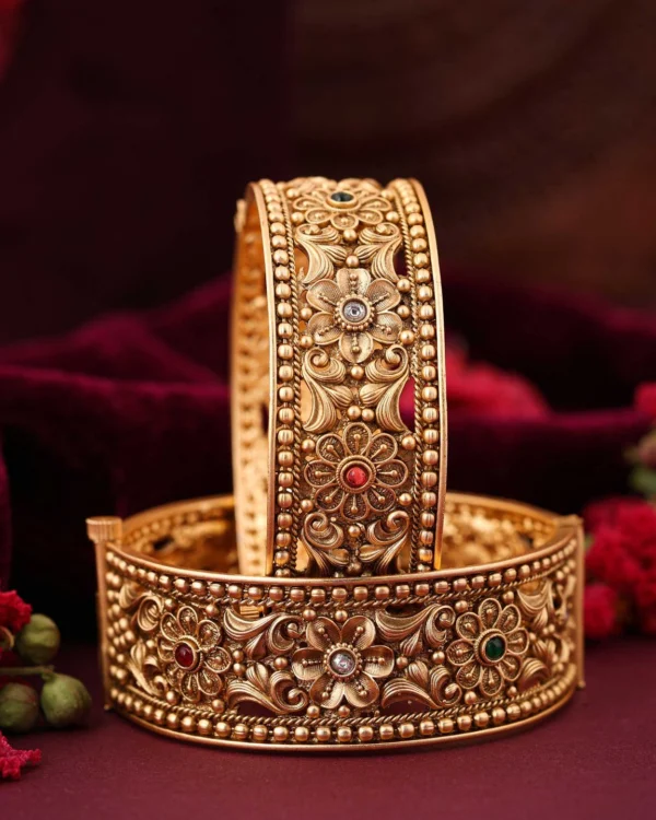 Traditional Luxury Bracelet