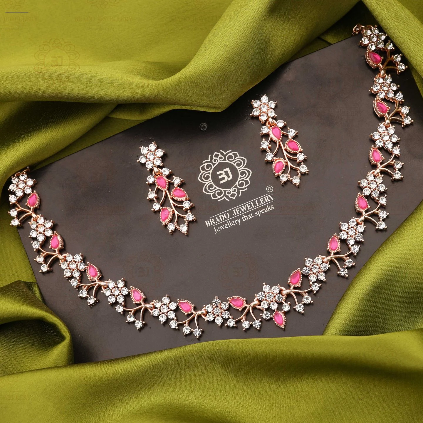 Elegant Party Wear Jewellery Set
