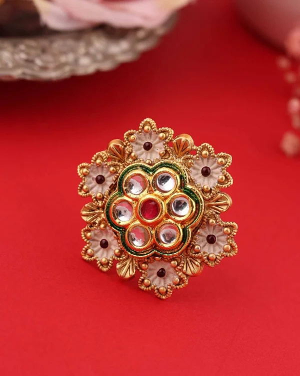 Traditional Gold Ring
