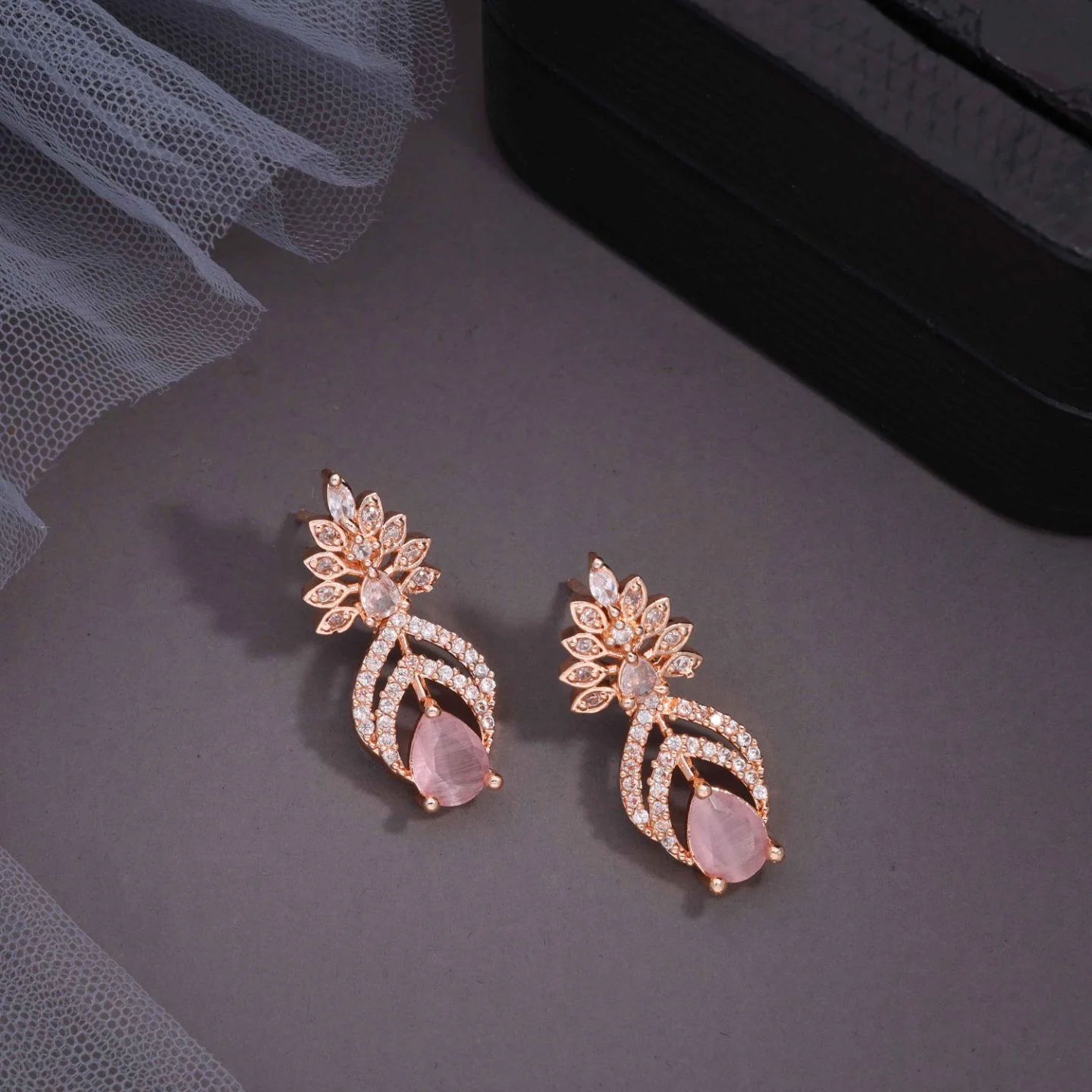 Sparkling Designer Earrings - Image 3