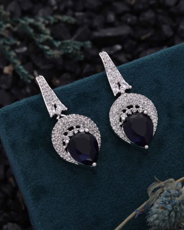 Elegant Crystal Fashion Earrings