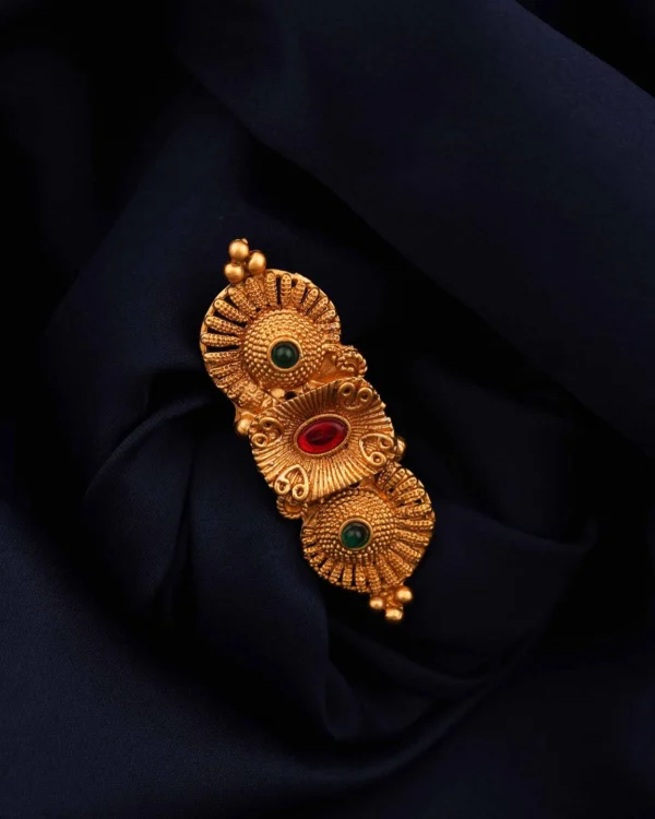 Premium Designer Saree Pin