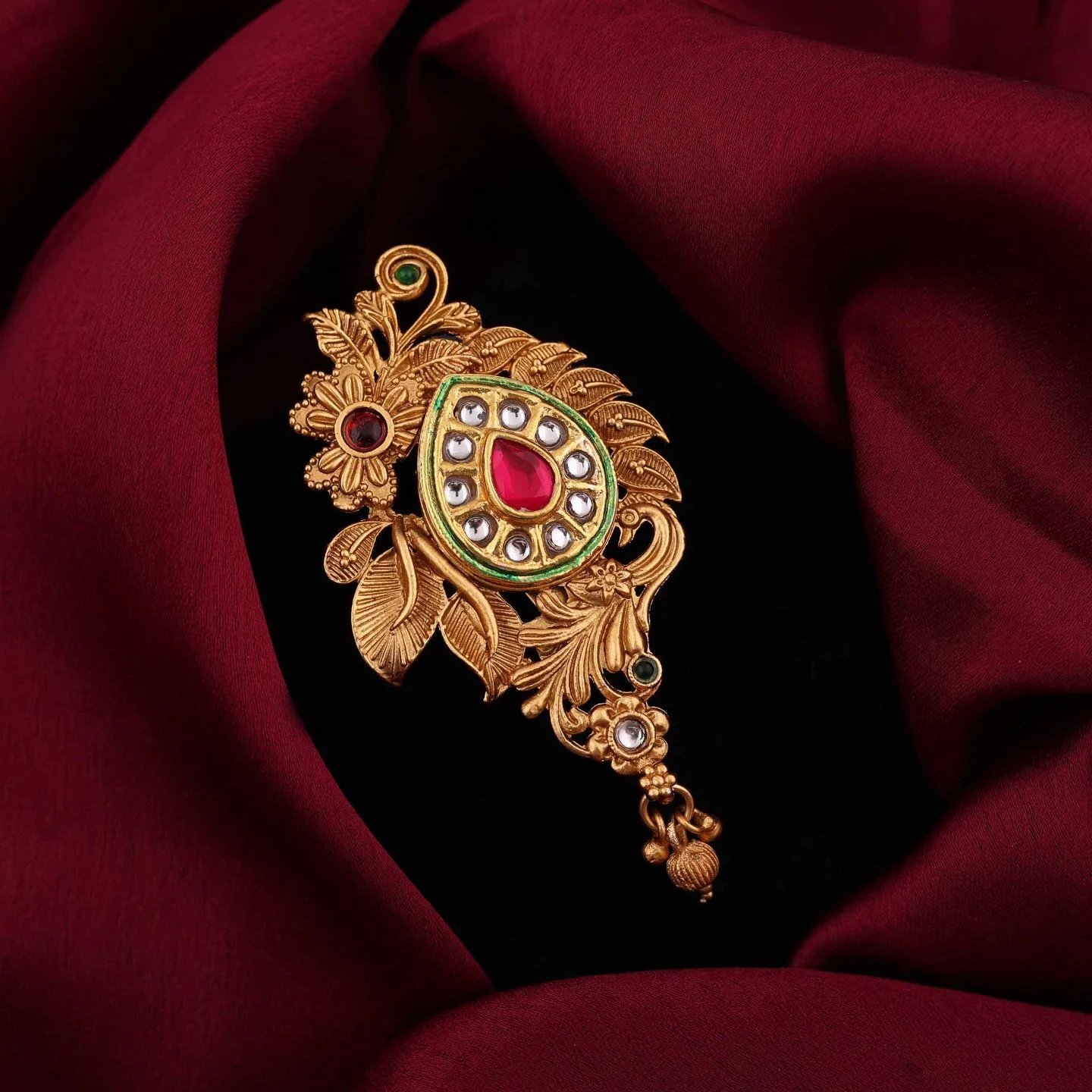 Premium Designer Saree Pin