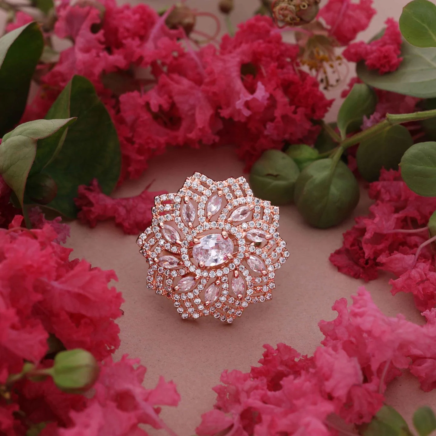 Elegant Rose Gold Statement Ring - Image 2