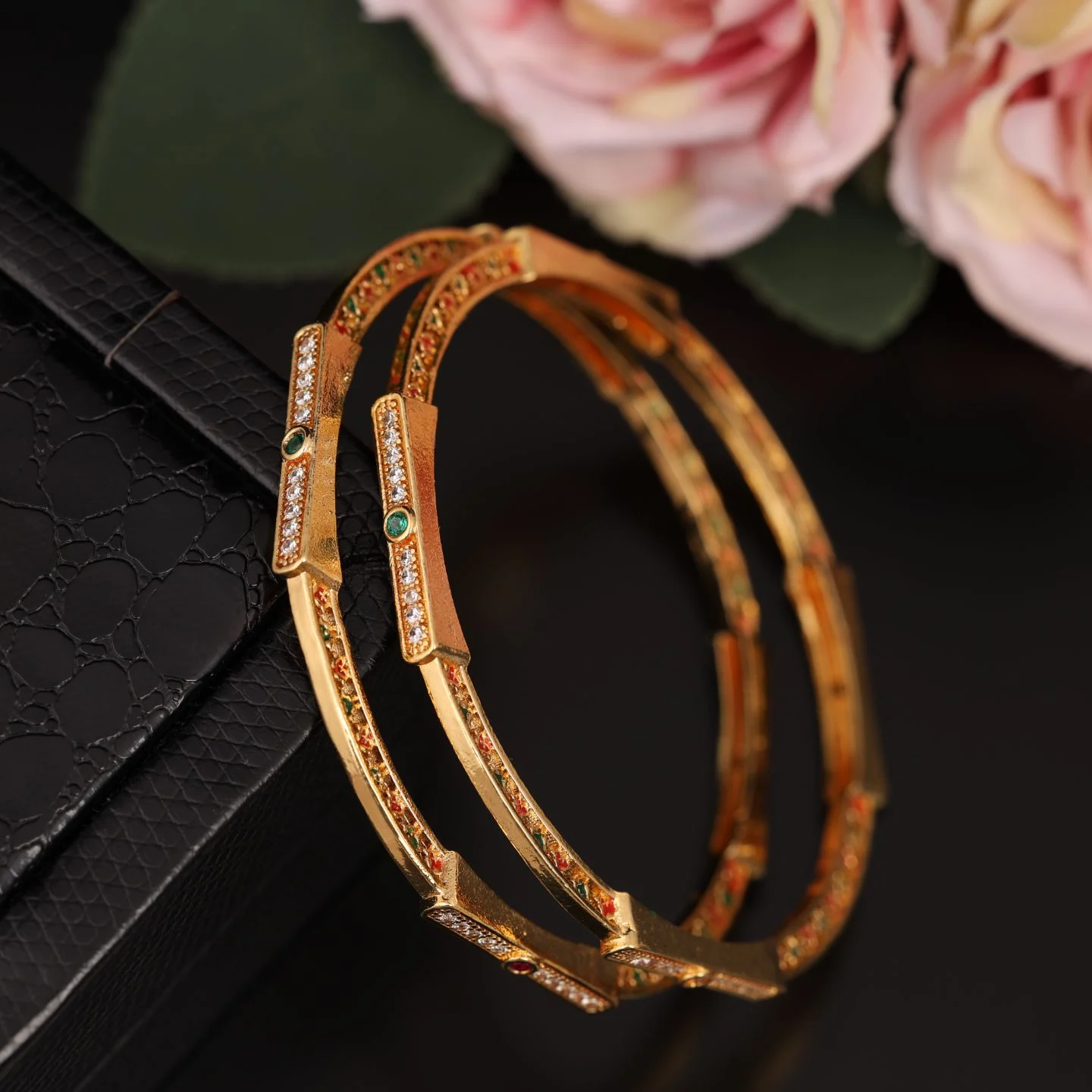 Luxury Gold-Plated CZ Openable Bracelet for Women