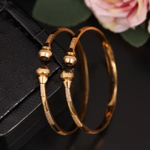 Classic Gold Open Bangle