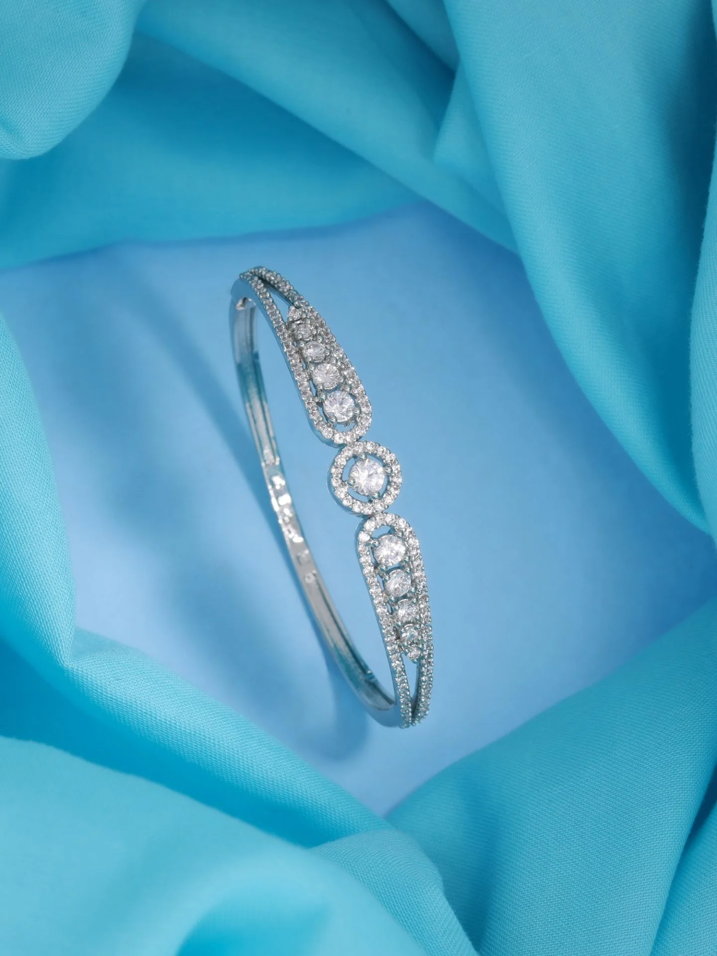 Luxury Wedding Bracelet - Image 2