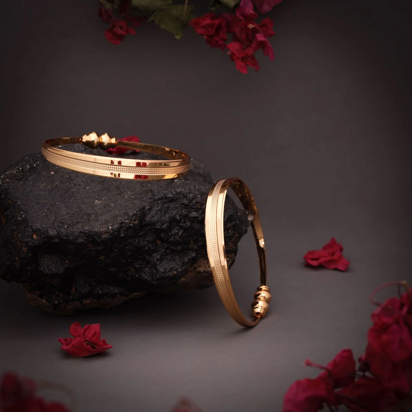 Elegant Textured Gold Bangles - Image 5