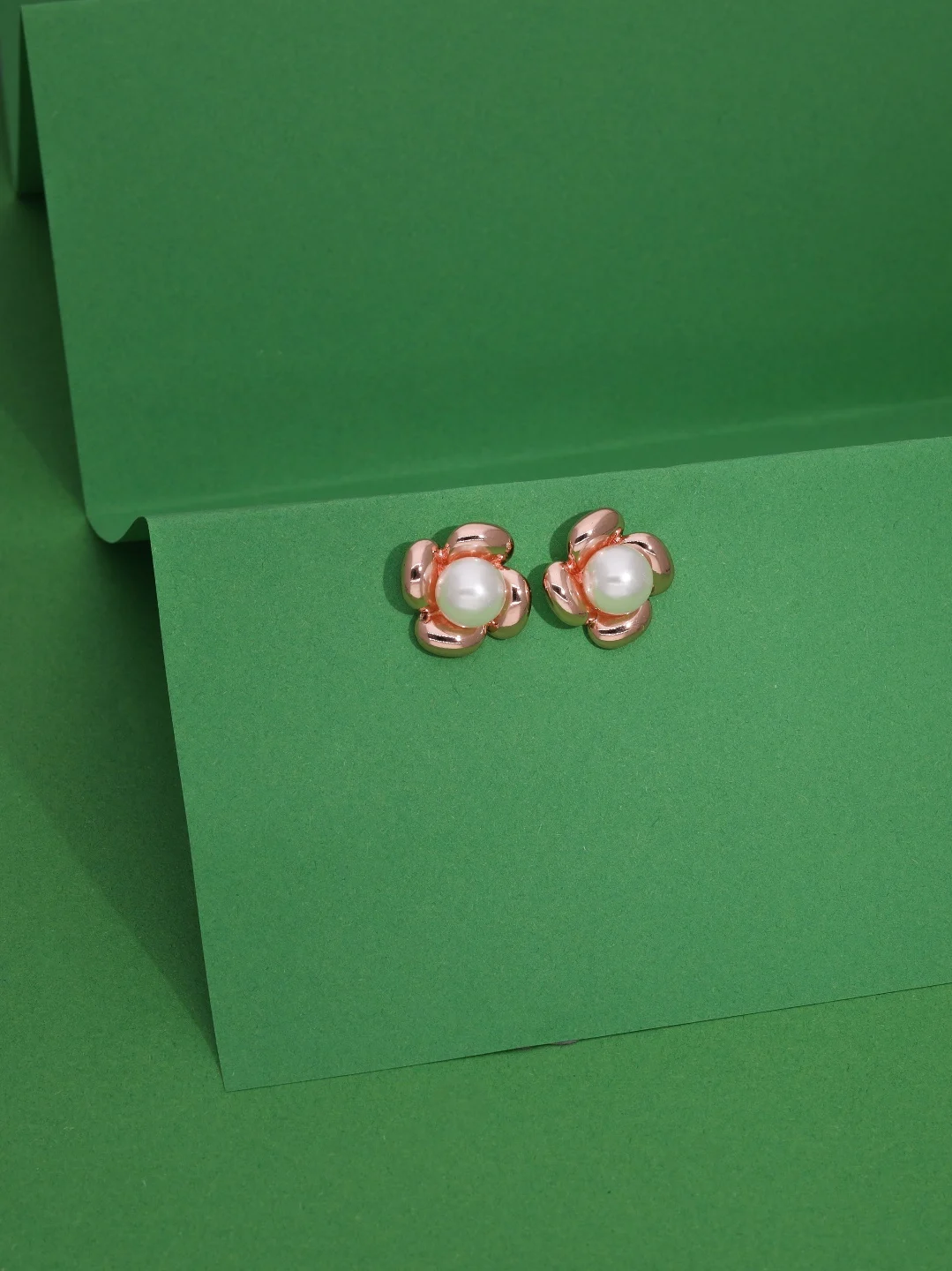 Rose Gold Pearl Flower Stud Earrings - Image 2