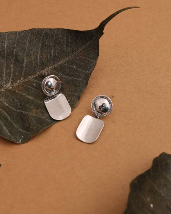 Classic Pearl Blossom Earrings