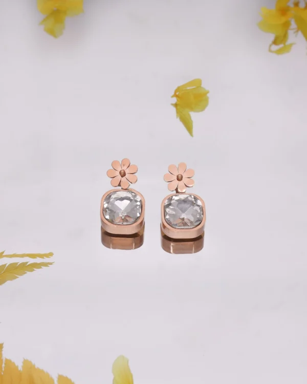 Chic Minimal Earrings