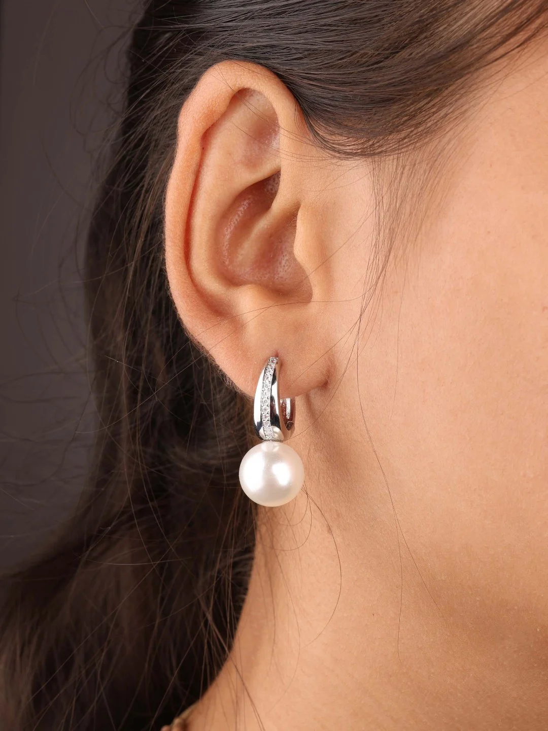 Fine Daily Wear Earrings - Image 3