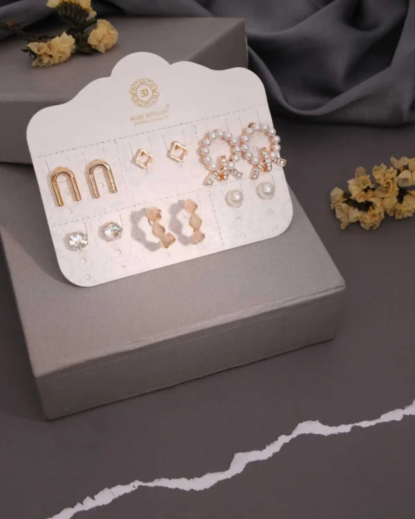 6 Pair Gold & Pearl Stud Earring Set