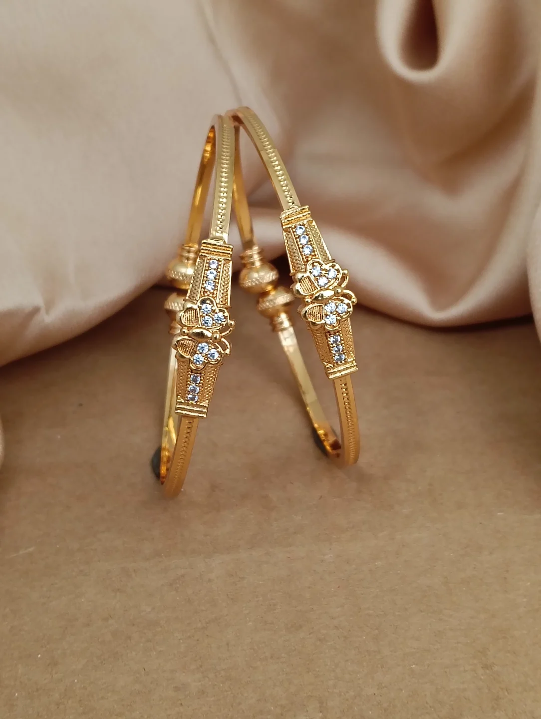 Modern Crystal Gold Bangle - Image 4
