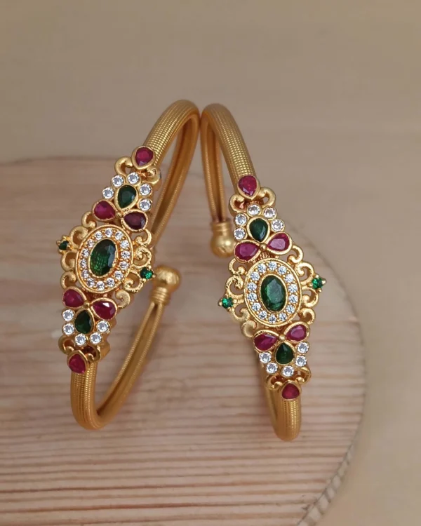 Diamond Look Floral Bangle