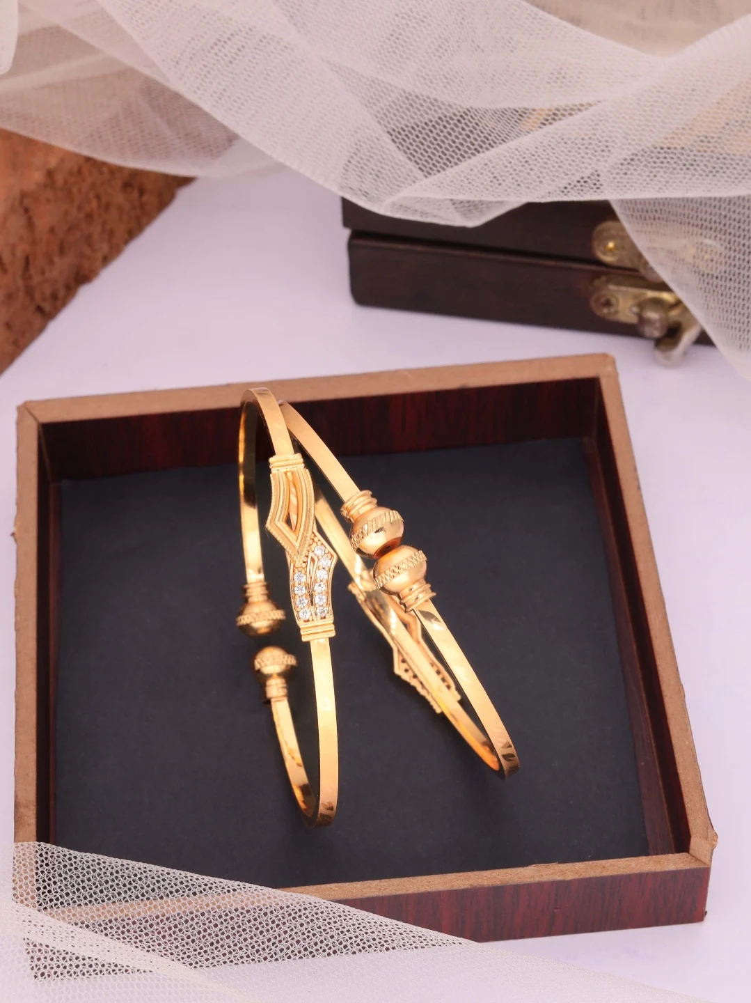 Heritage Crystal Bangle - Image 4