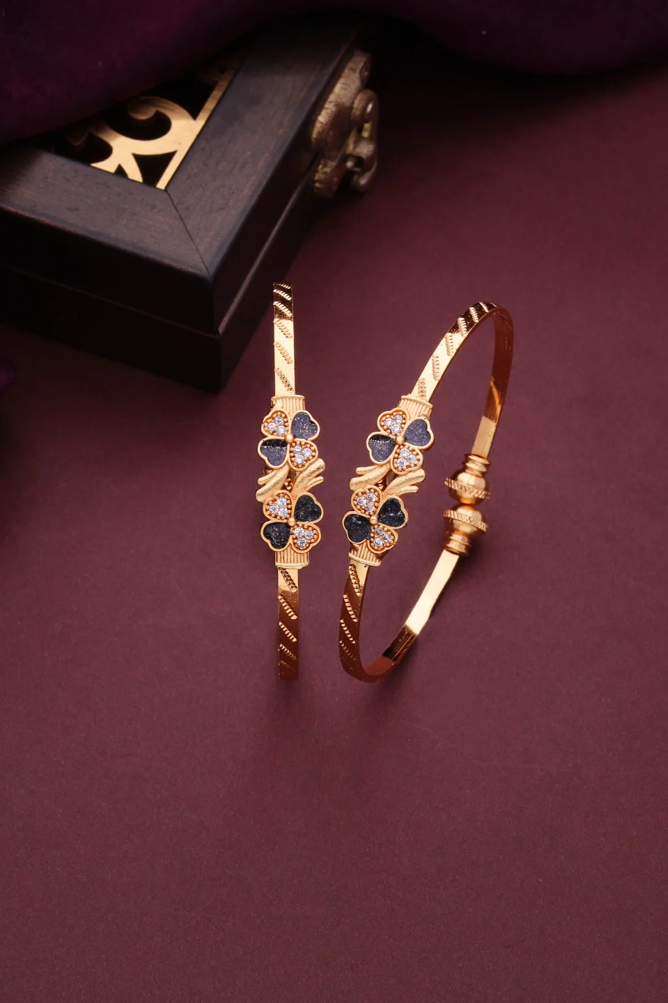 Modern Crystal Gold Cuff - Image 2