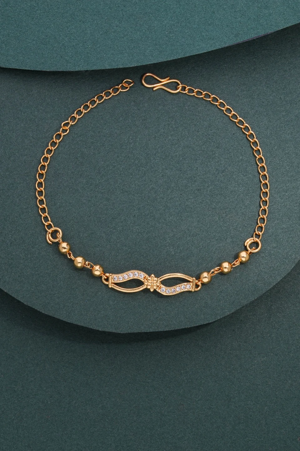 Stylish Rose Gold Chain Bracelet