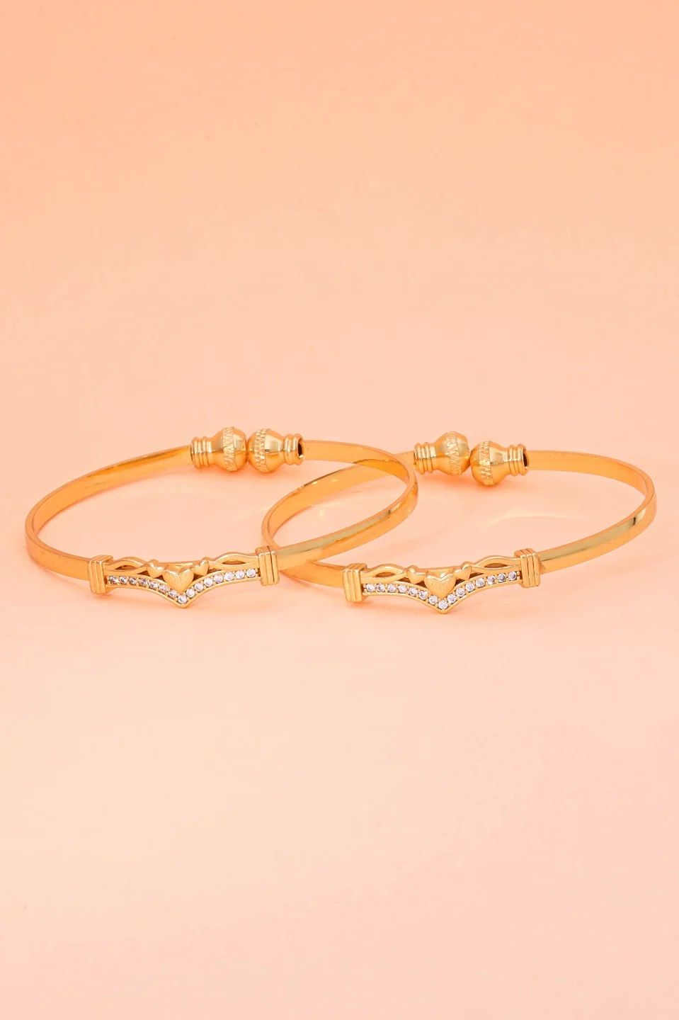 Luxury Women's Bracelet - Image 3