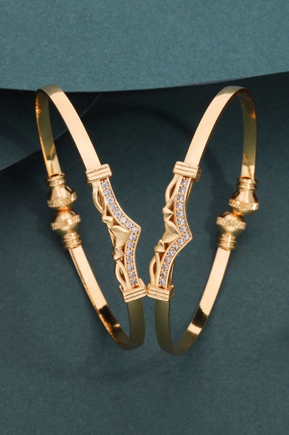 Luxury Women's Bracelet - Image 2