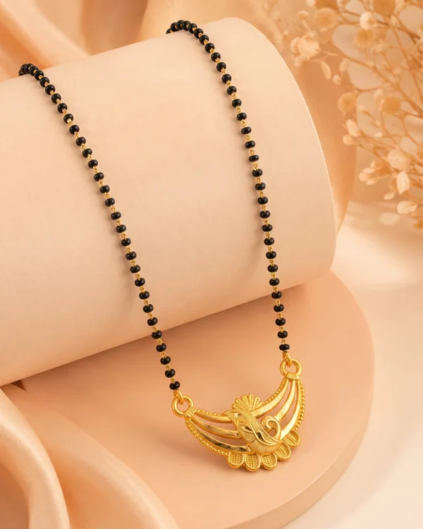 Gold Pendant Traditional Mangalsutra