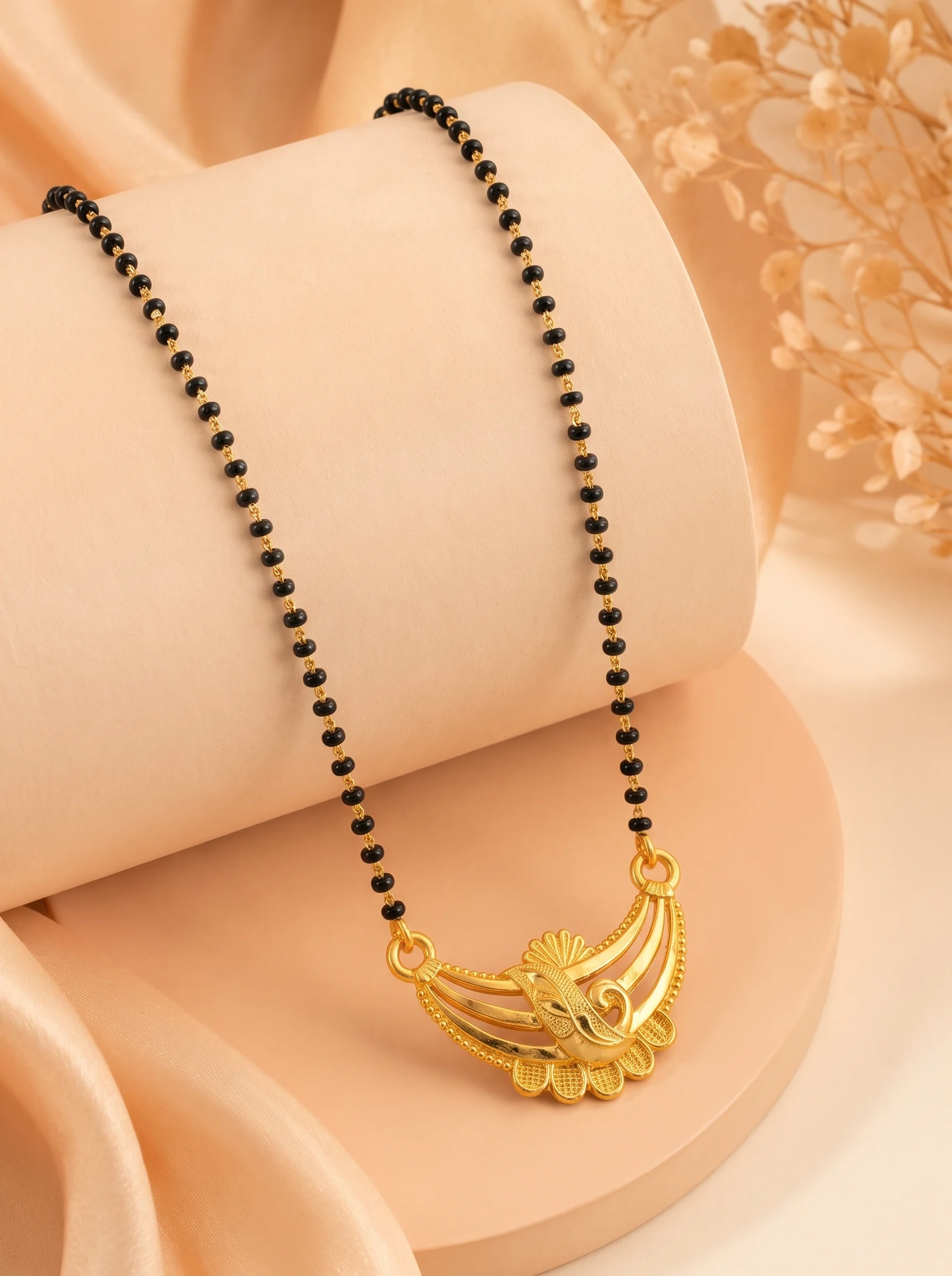 Gold Pendant Traditional Mangalsutra