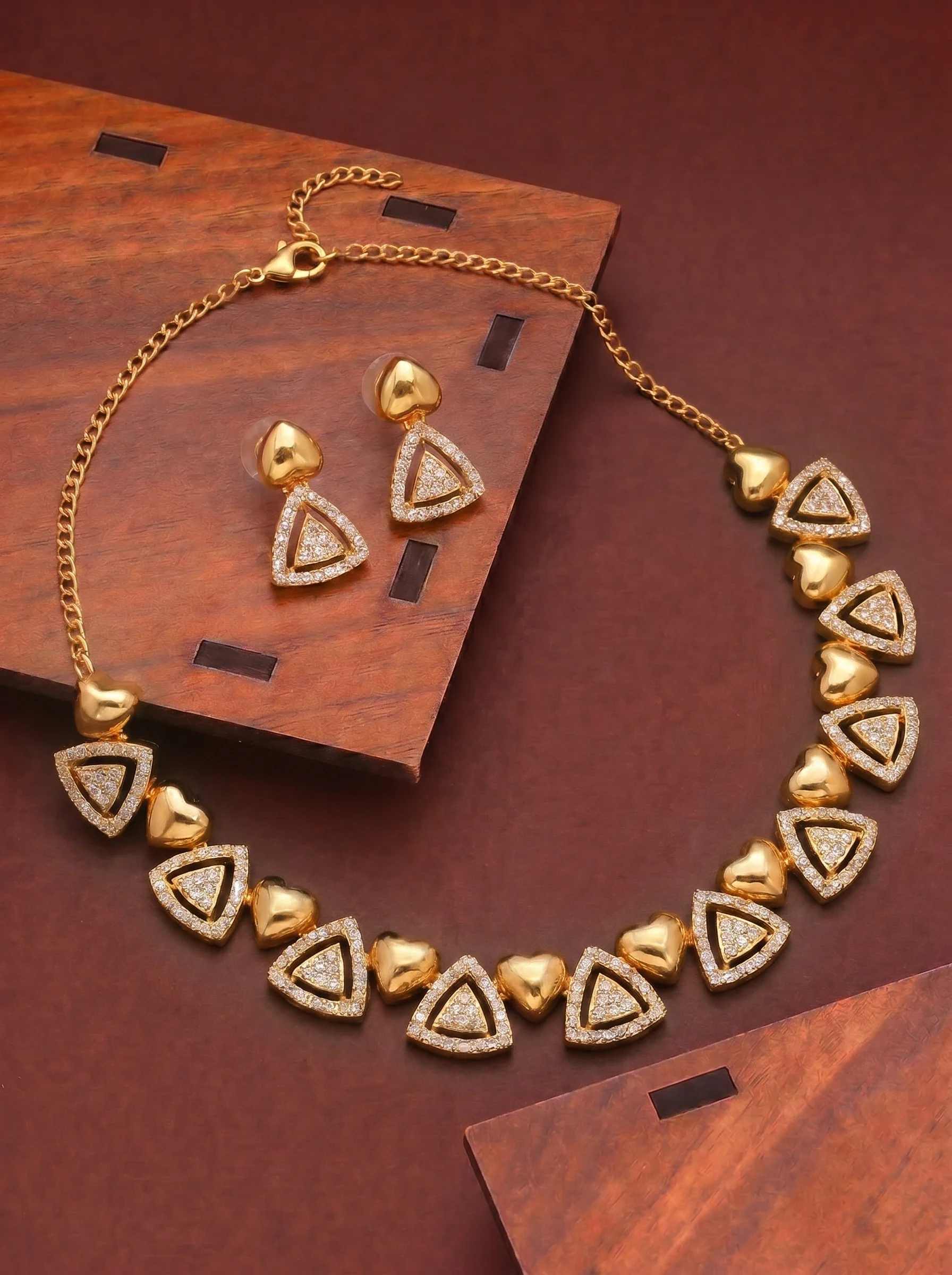Designer Gold Necklace Set - Image 3