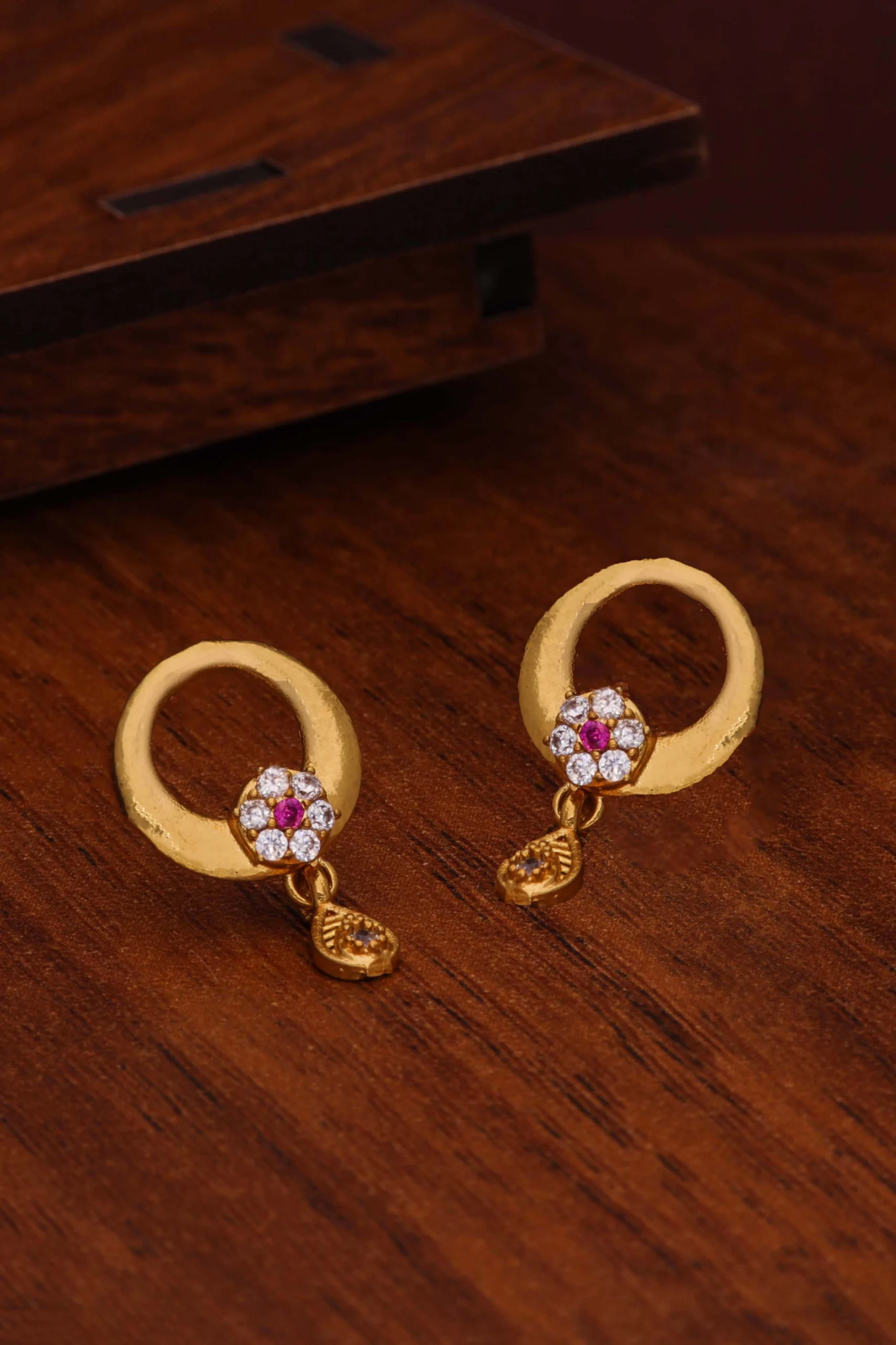 Timeless Gold Earrings - Image 2