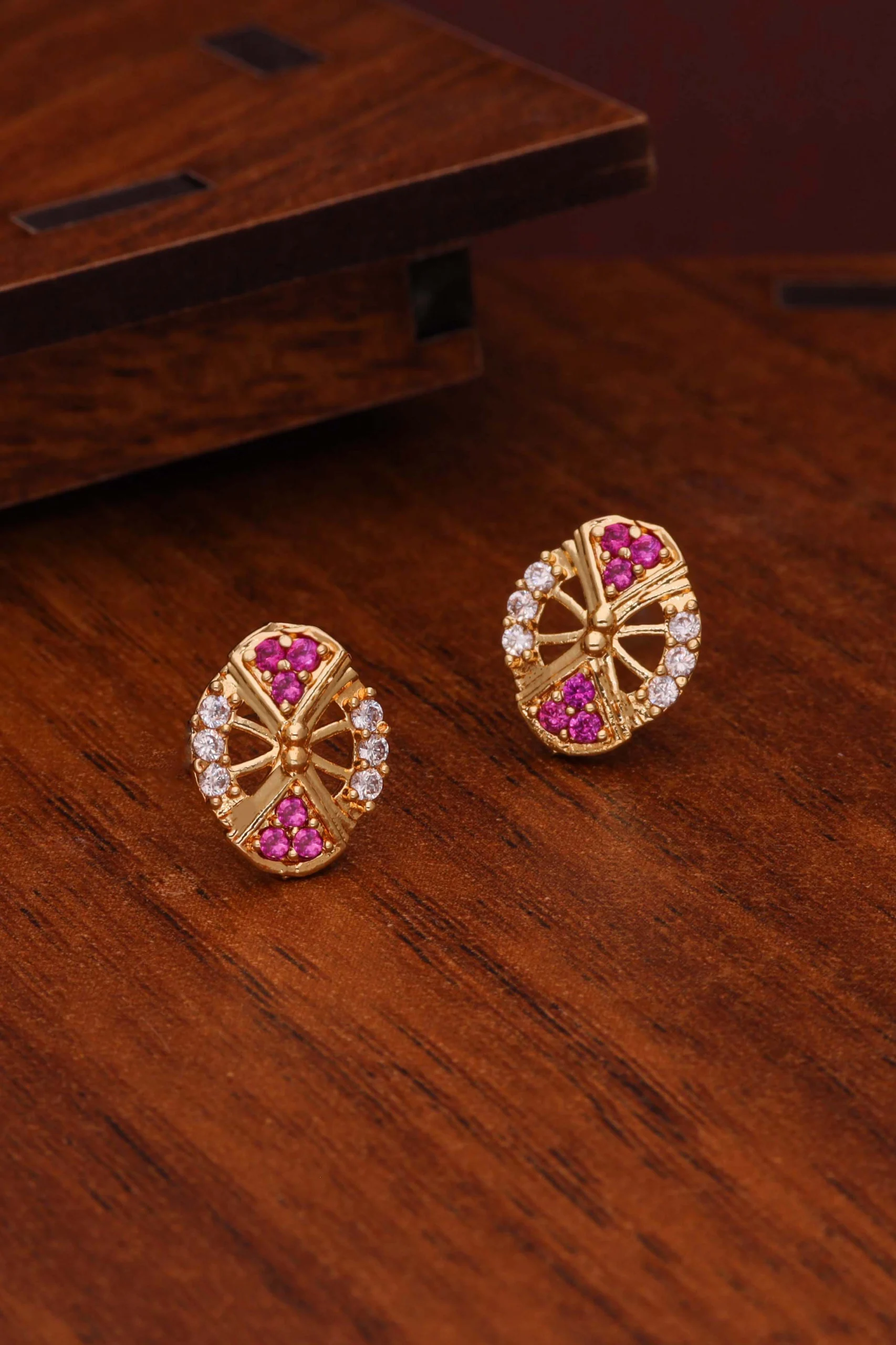 Daily Wear Gold Earrings - Image 2