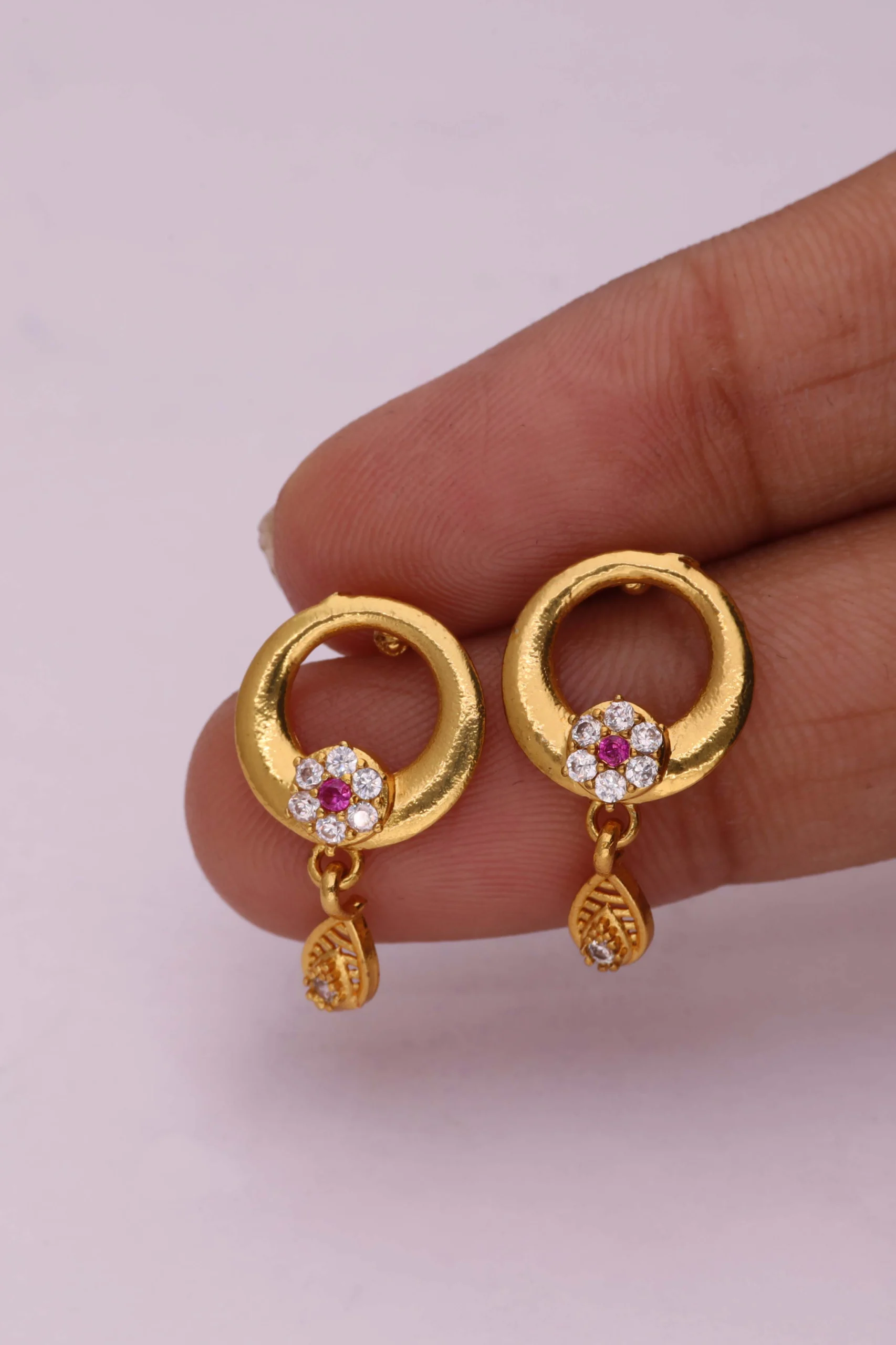 Timeless Gold Earrings - Image 4