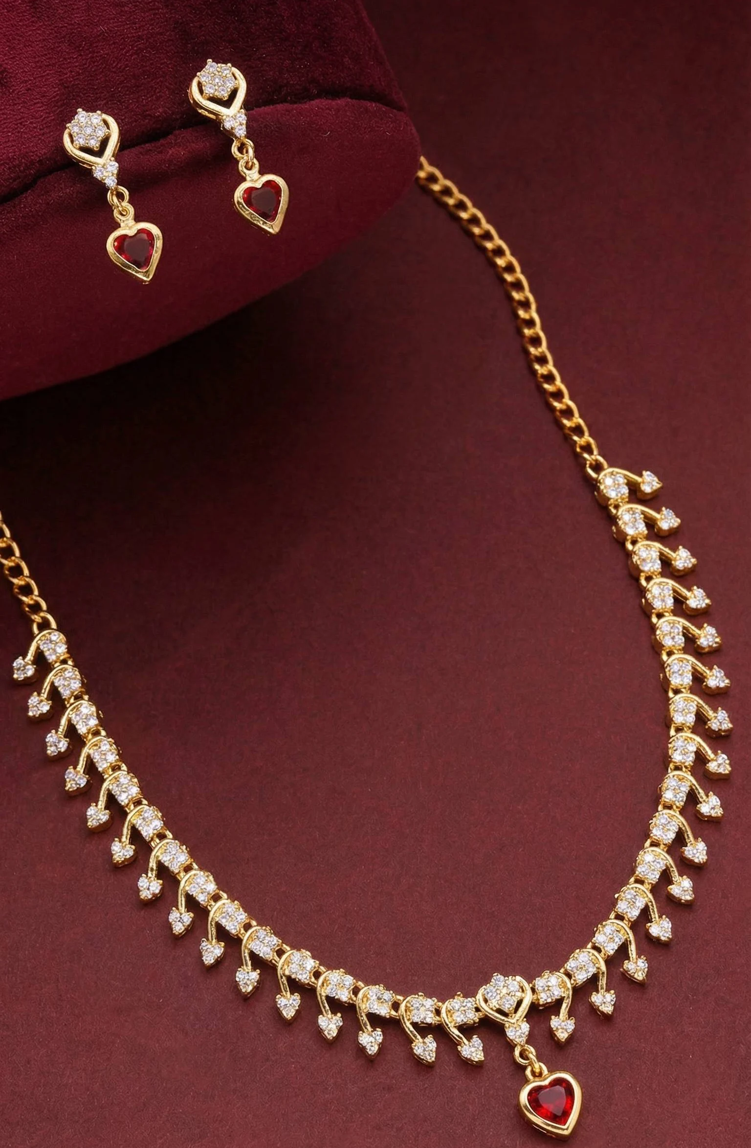 Sparkle Gold Necklace Set - Image 4