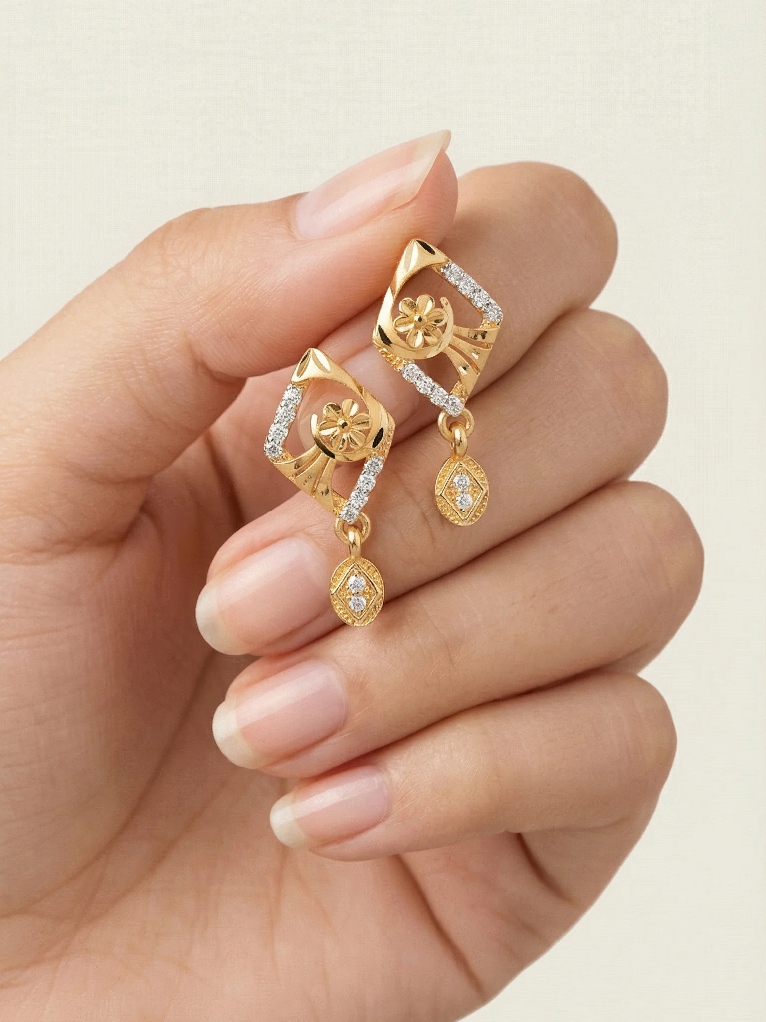 Sparkling Gold Earrings - Image 6