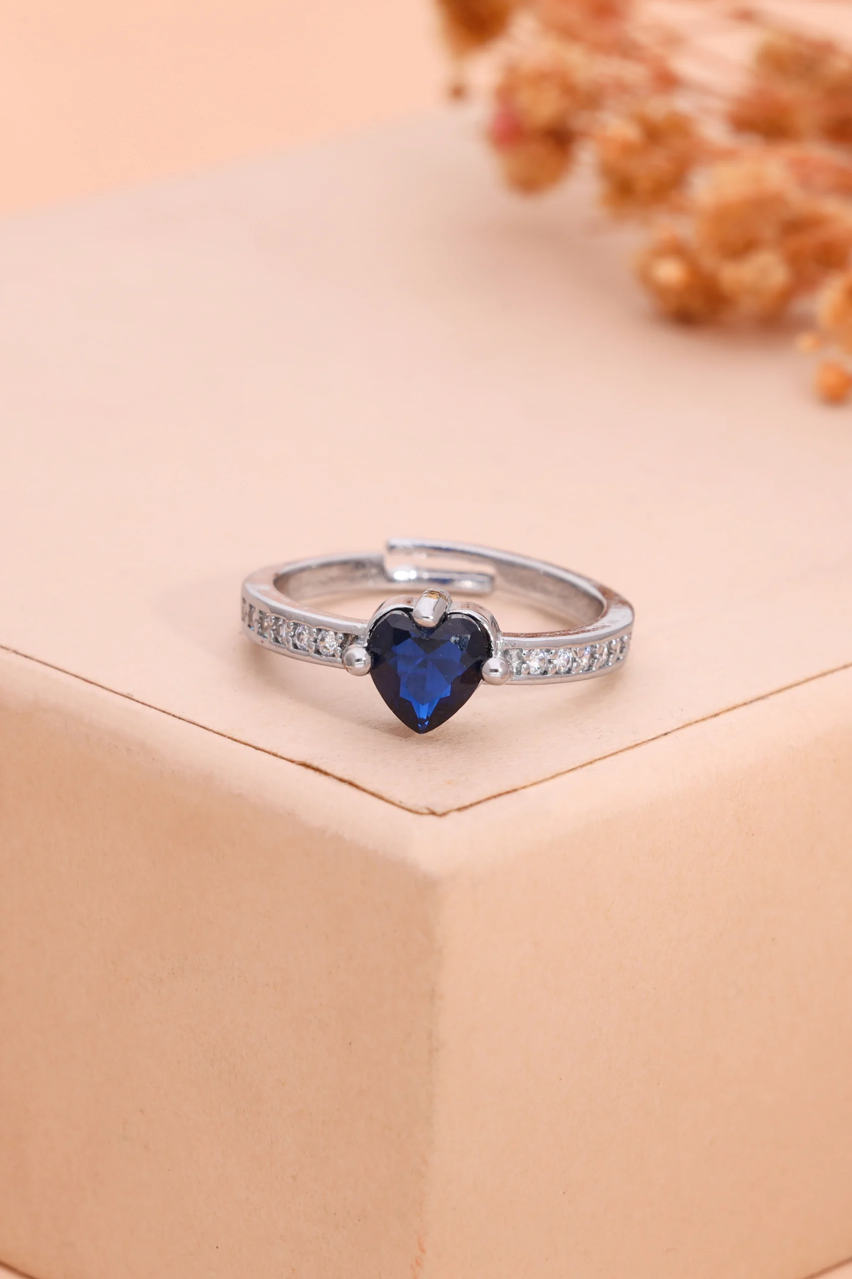 Classic Silver Ring - Image 2