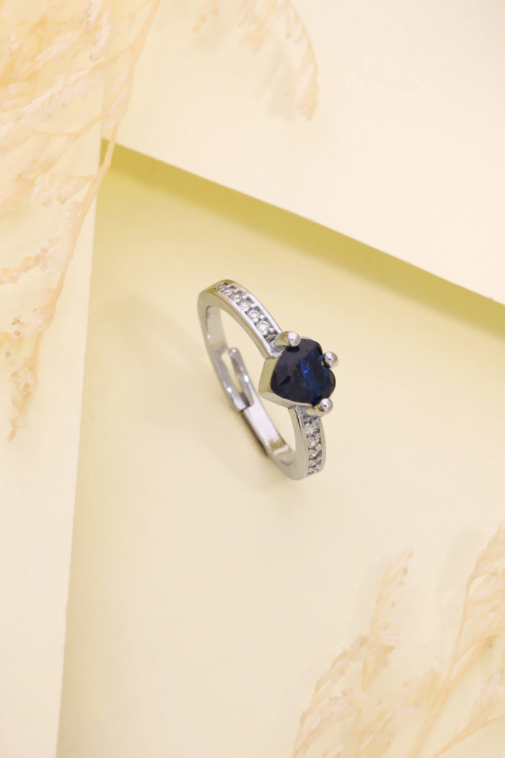 Classic Silver Ring - Image 3