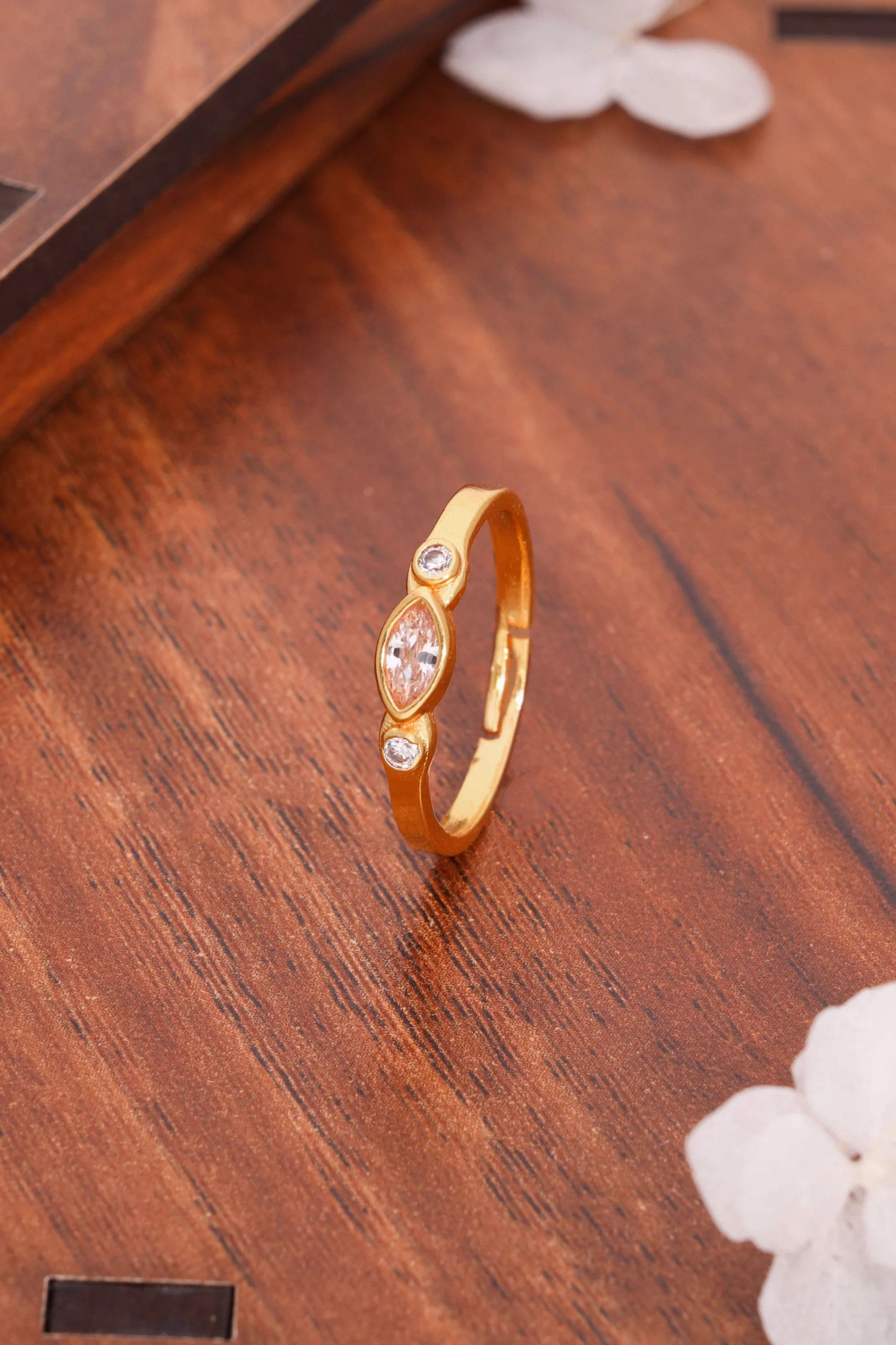 Party Wear Gold Ring - Image 5