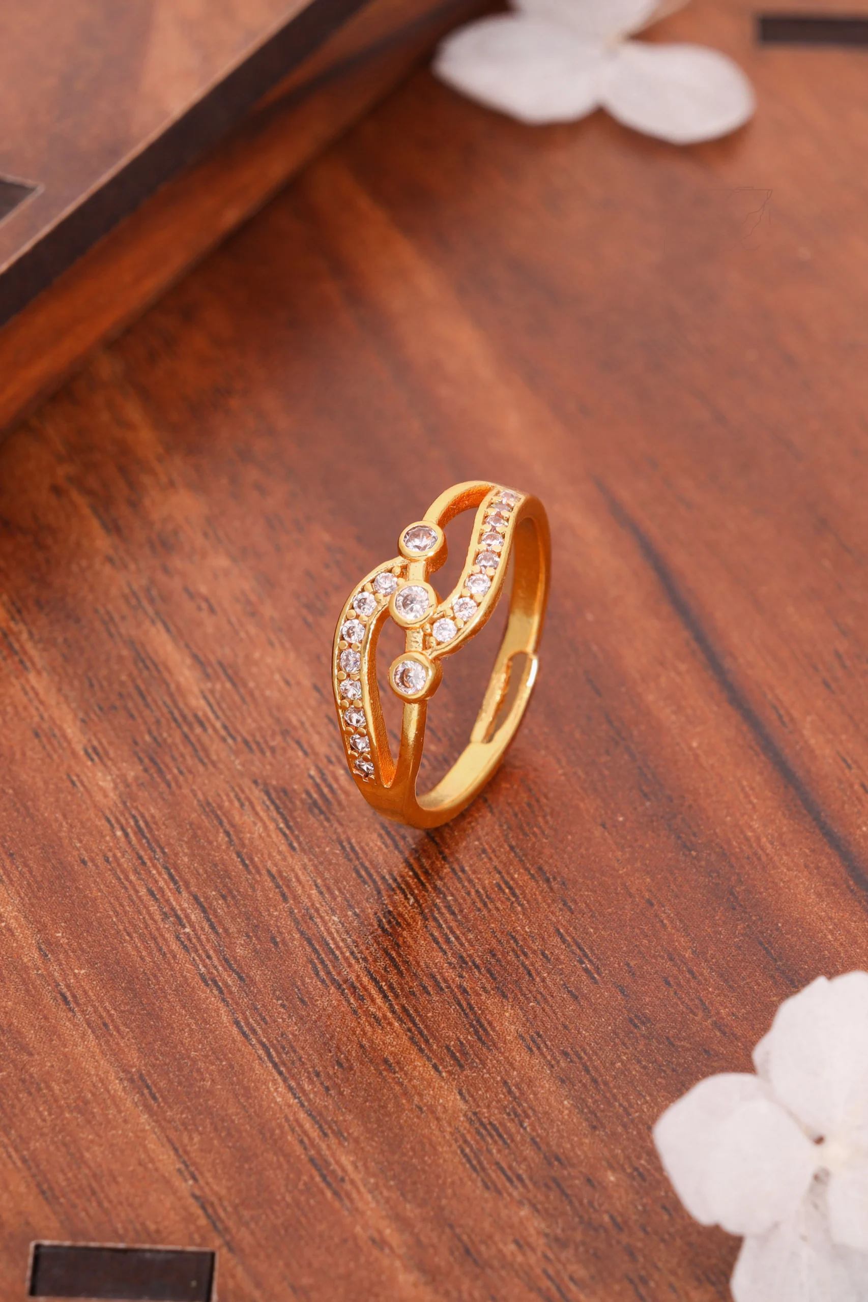 Modern Gold Ring