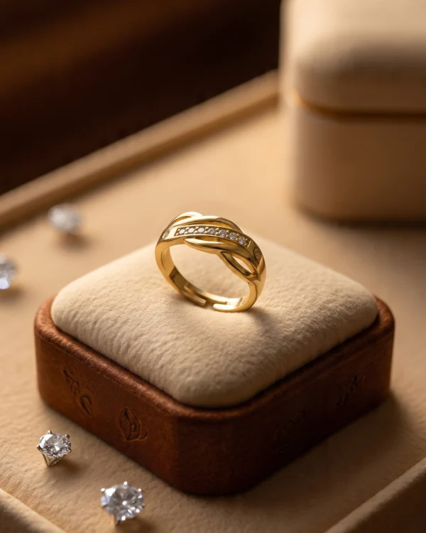 Luxe Shine Gold Ring