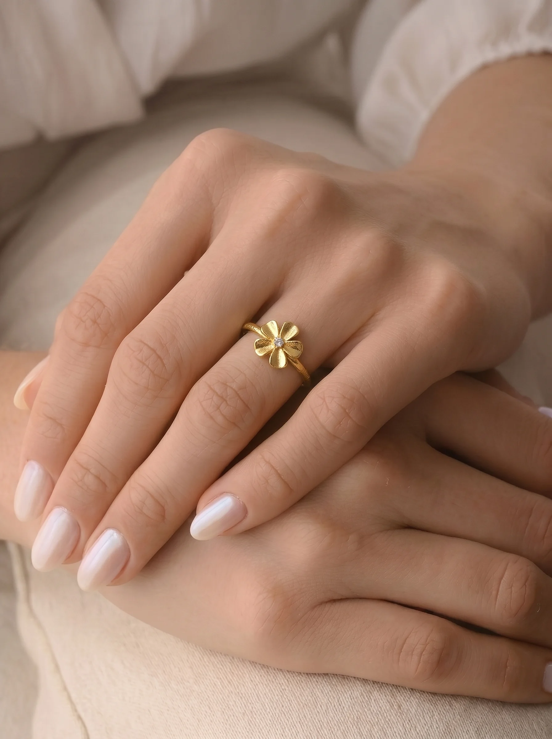 Elegant Gold Ring - Image 6