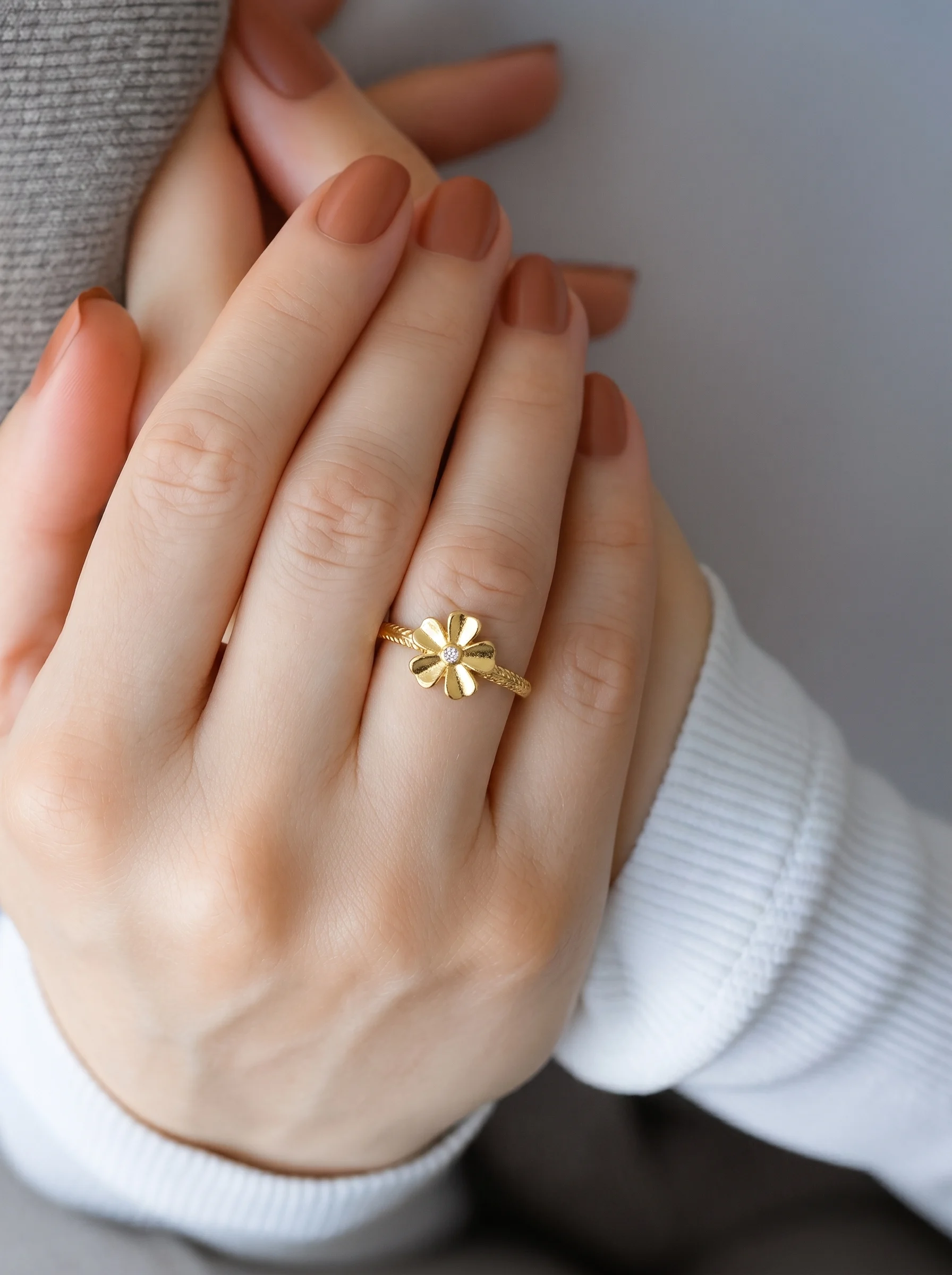 Elegant Gold Ring