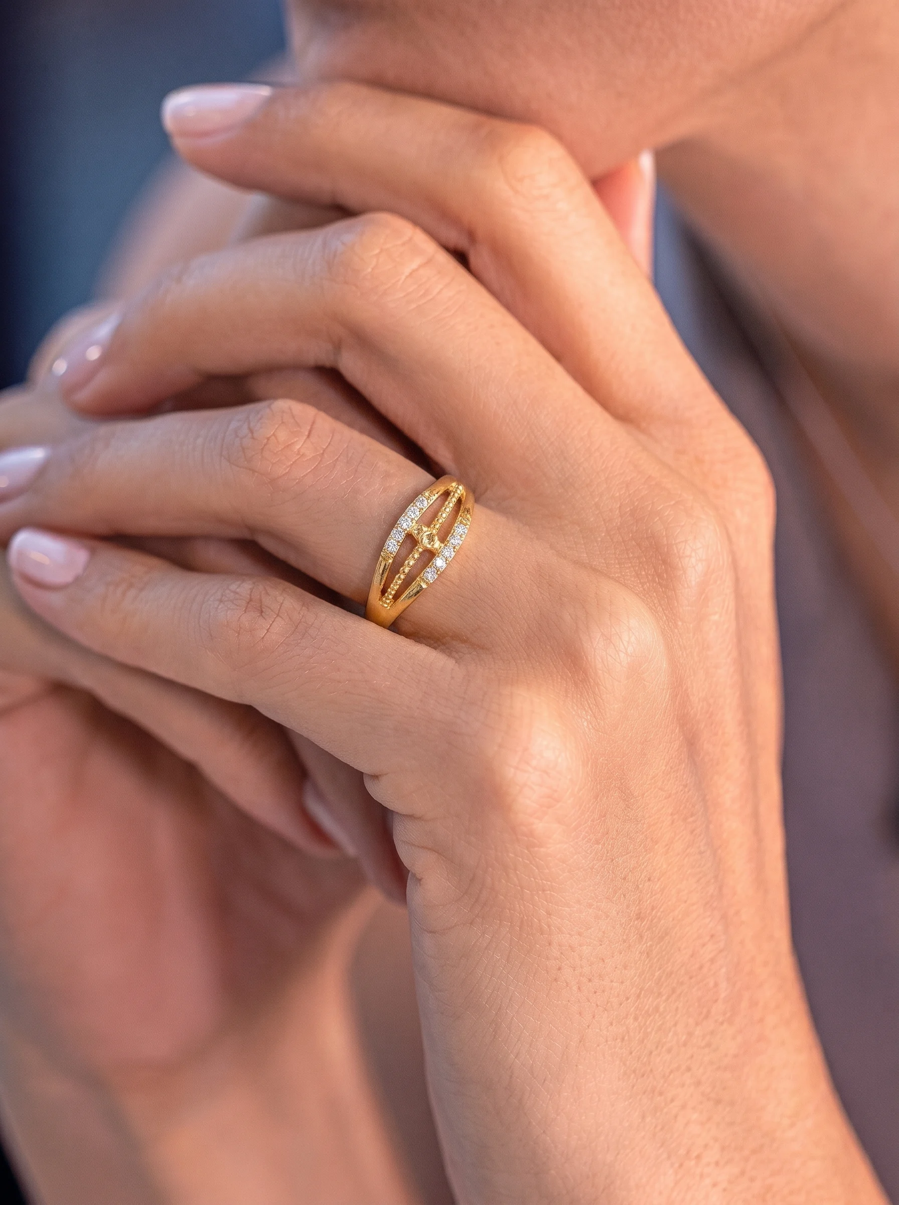 Radiant Gold Ring - Image 4