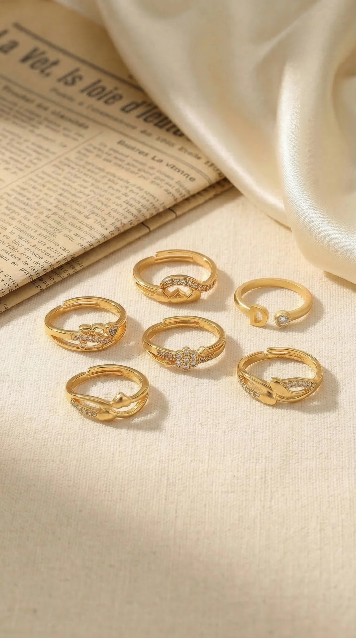 Heart Design Gold Ring - Image 4