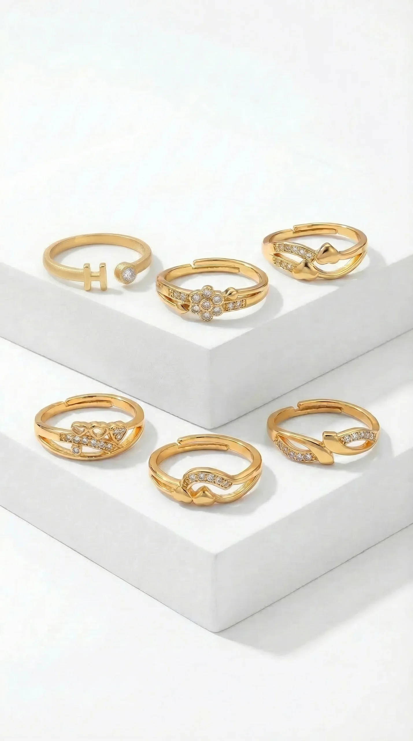Love Heart Gold Ring - Image 3