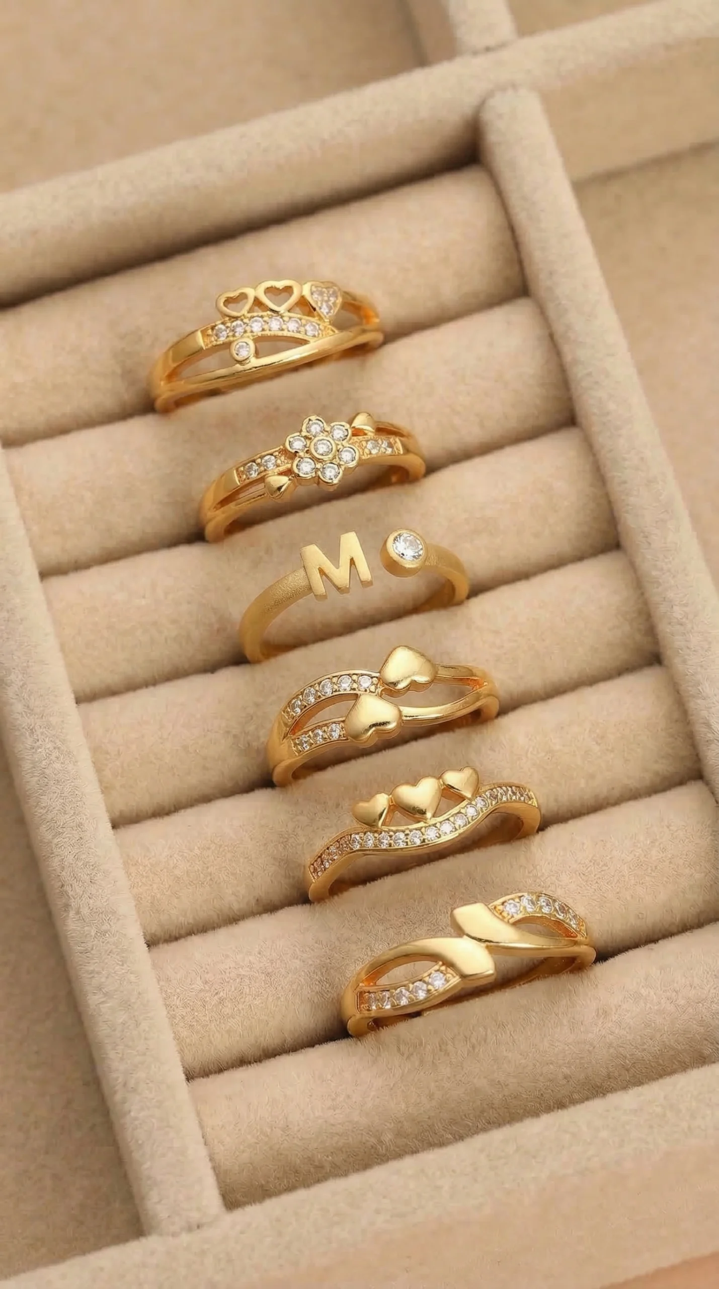 Daily Wear Gold Ring - Image 4