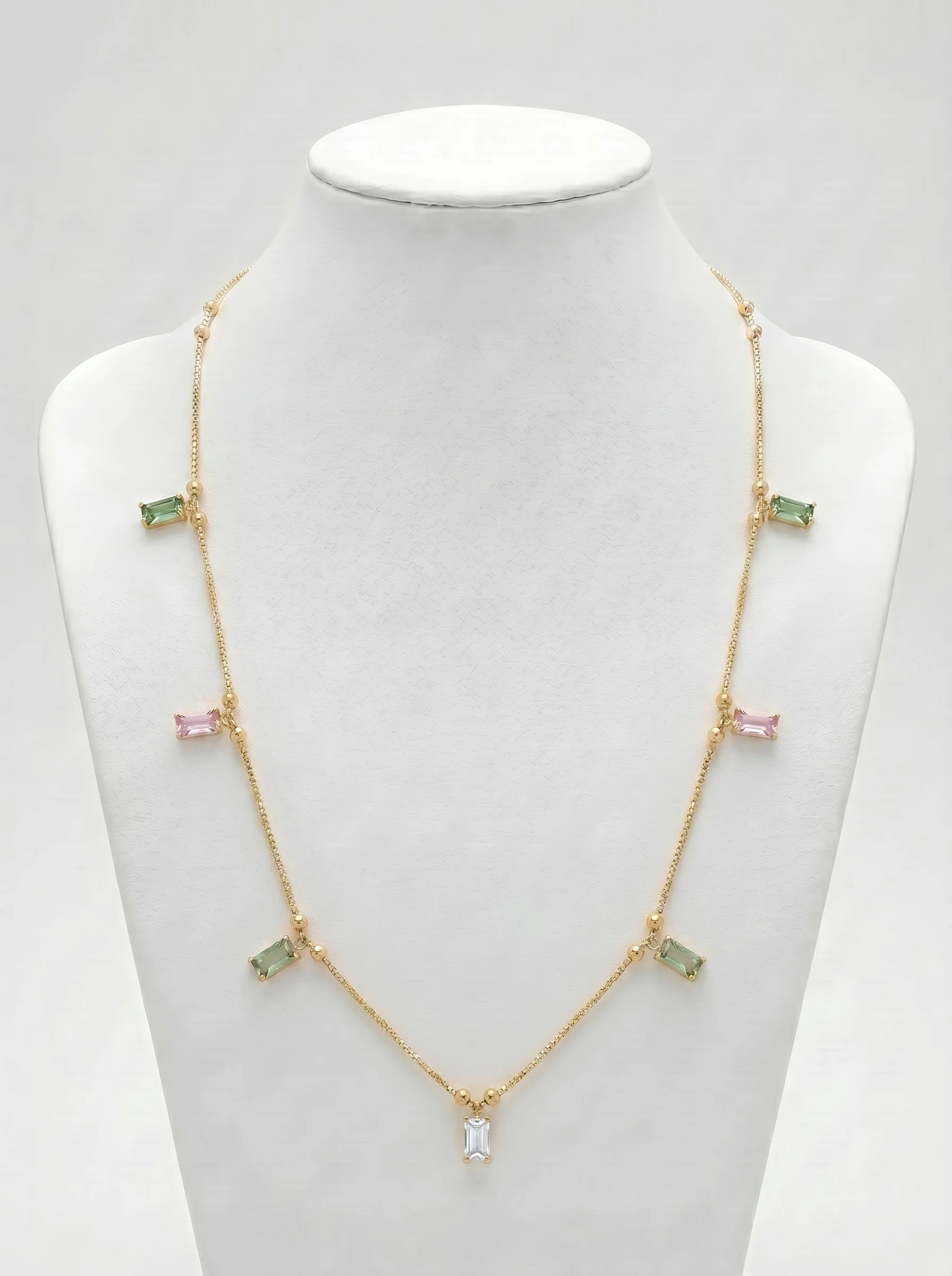 Traditional Gold Necklace - Image 2