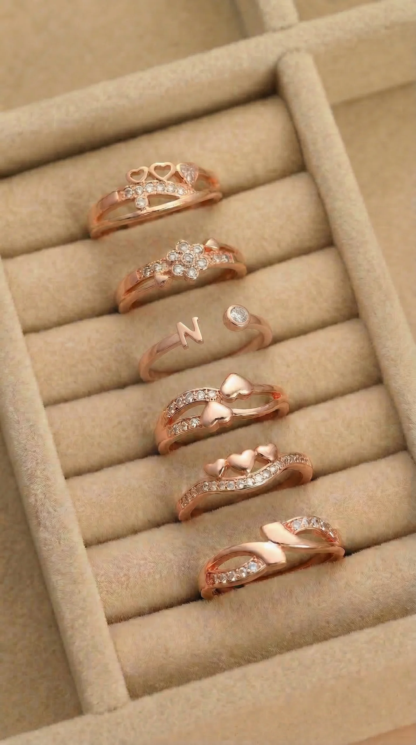 Stylish Rose Gold Ring - Image 2