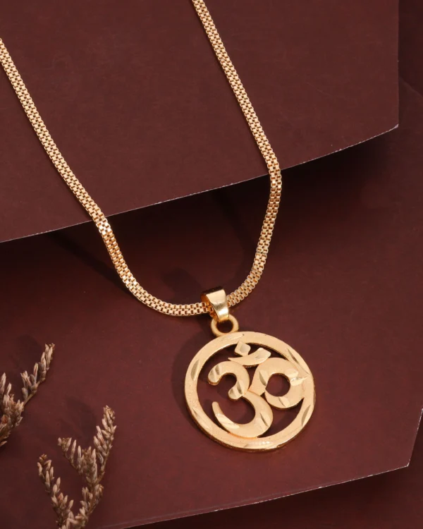 Fine Gold Chain Pendant
