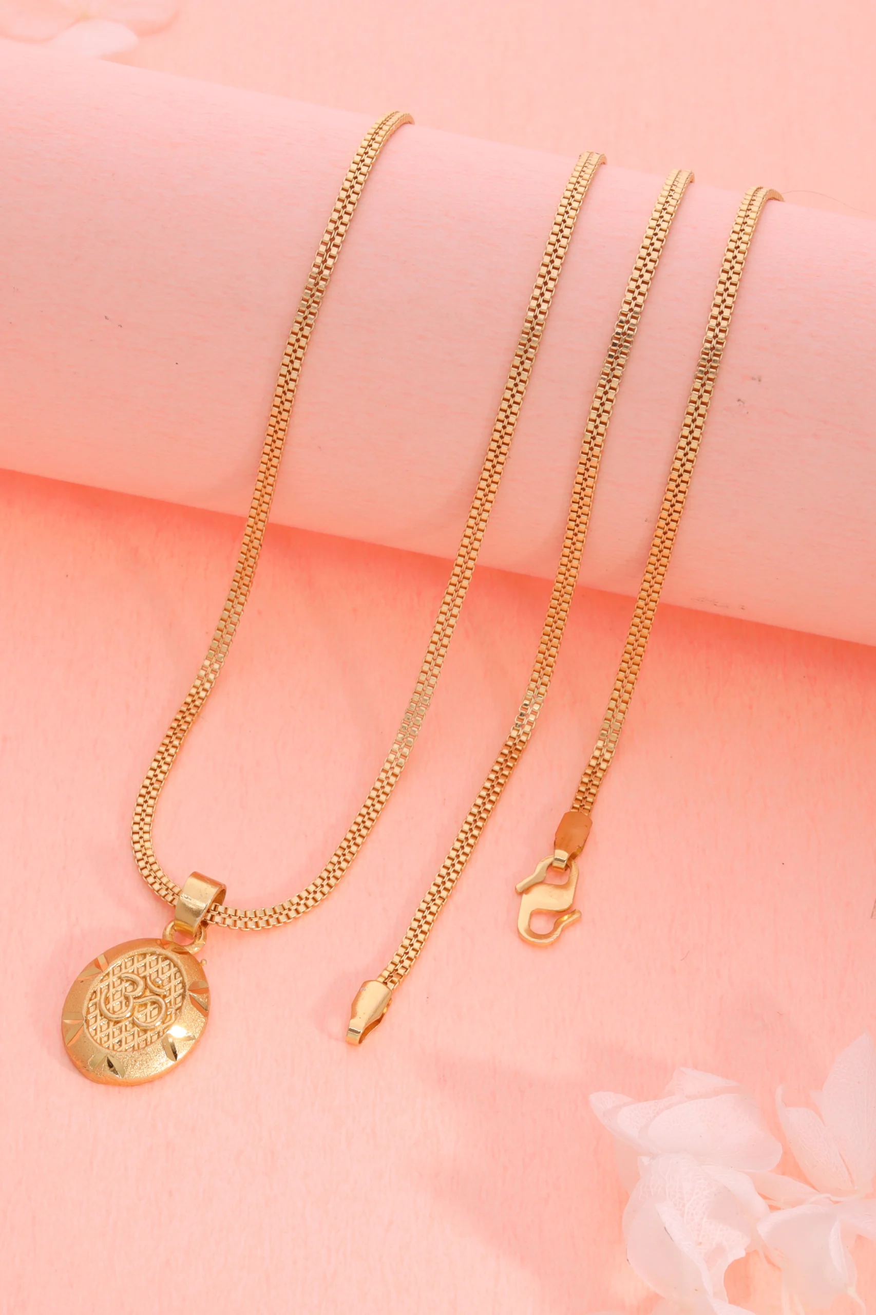 Premium Designer Pendant - Image 2